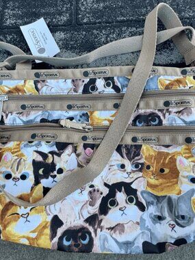 LeSportsac Cat Face Shoulder Bag Nylon 2 Pockets Tan Interior New With Tags